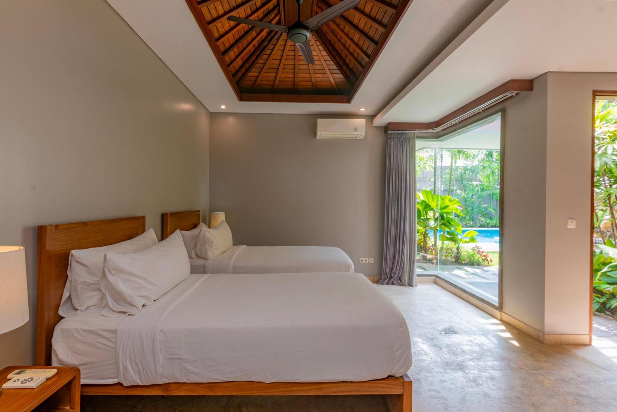 Kejora Beachfront Villas Sanur Exterior foto